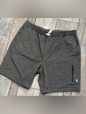Men’s Vuori Sunday Performance Short 8" Inseam
